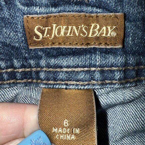 ST JOHNS BAY BRAND WOMENS CAPRIS - Picture 3 of 4